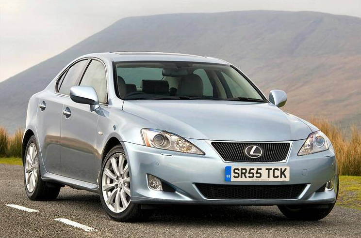 Lexus IS