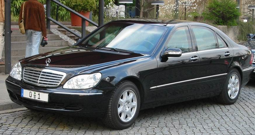Mercedes S-Class W220