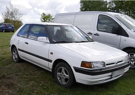 Mazda 323 BG
